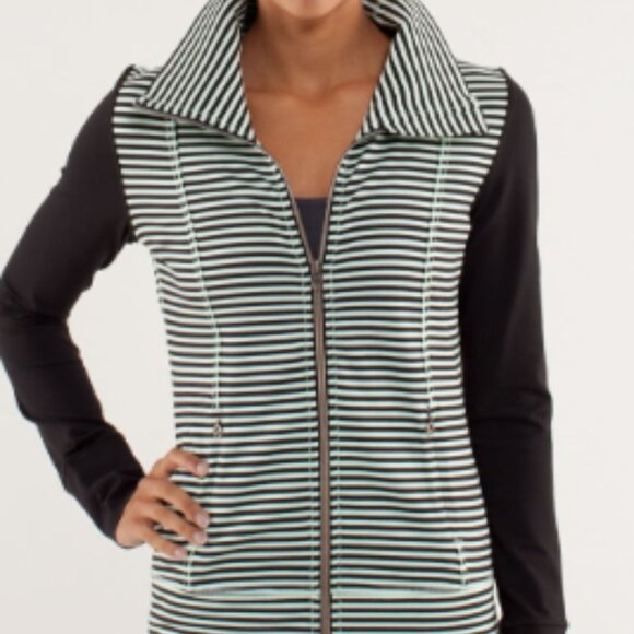 Lululemon Daily Yoga Jacket classic Stripe Mint Moment Size 8 - Picture 1 of 5
